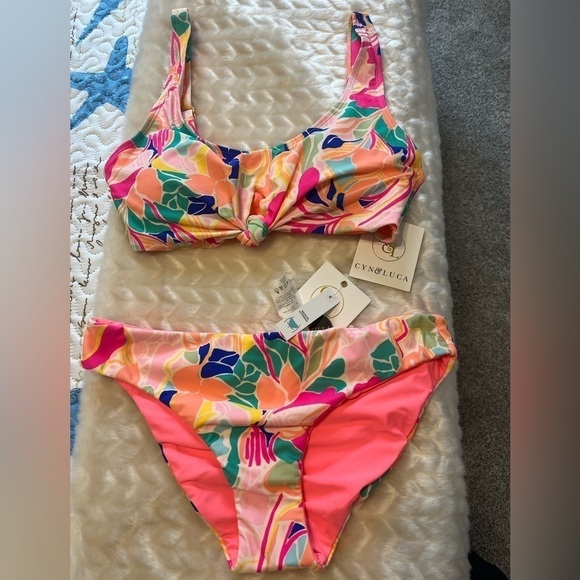 Cyn & Luca Other - Can & Luca Tropical Peach Reversible Bikini Set Sz L NWT